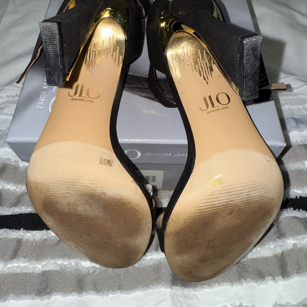 Jennifer Lopez heels - Picture 5 of 5
